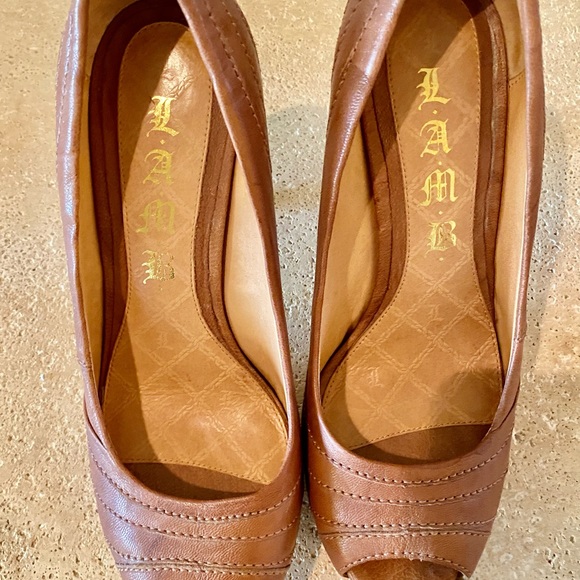 L.A.M.B. Heels! Sexy Saddle Color Heels - Picture 8 of 10